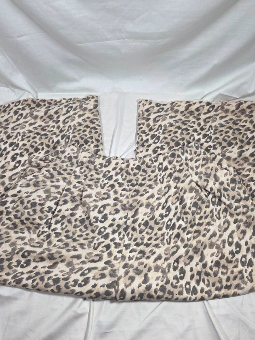 Aerie street trouser size XL